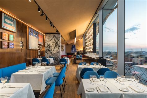 nuovo ristorante prada milano|torre fondazione prada.